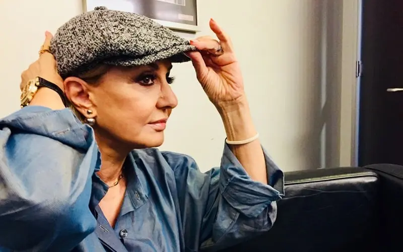 خواننده بین المللی ایرانی هنرمند