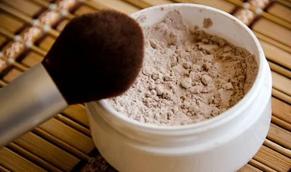 ساخت لوازم آرایشی خانگی | ساخت پنکک خانگی